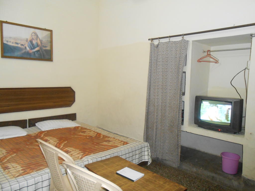 Gaurav Guest House Матура Стая снимка